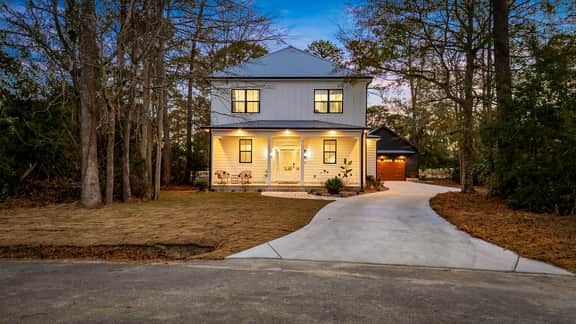 Low Country Lux